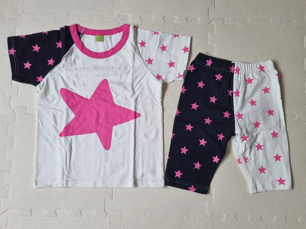 Children's Short-Sleeved Top and Bottom Set, Size 140, Ages 7-8