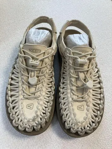 KEEN UNEEK 샌들 US 7.5 화이트
