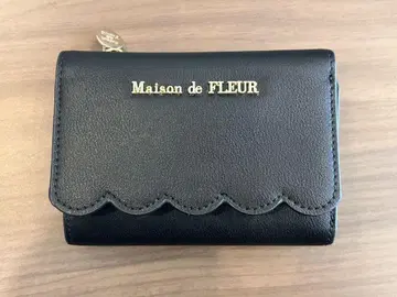 Maison de FLEUR 블랙 3단 폴더형 지갑