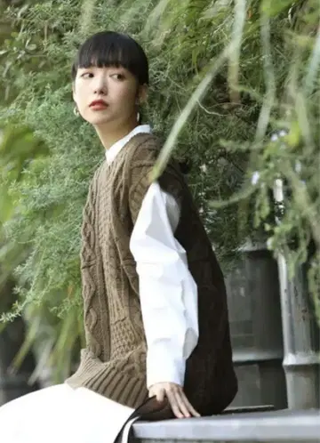 프릭스스토어 패치워크 케이블 니트 베스트