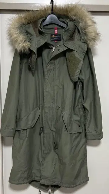 ALPHAINDUSTRIES 모즈 코트 M