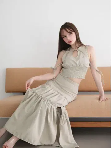 andmary Keira tiered set up beige 앤드 마리