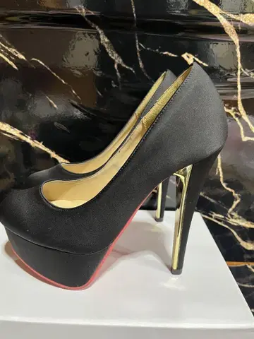 블랙 새틴 오픈토 하이힐 핑힐