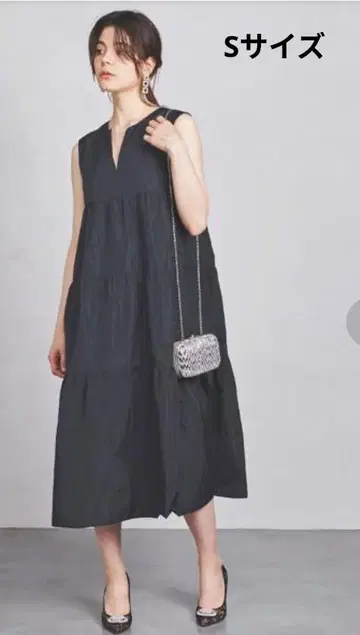 유나이티드 애로우즈 UPCS 새틴 티어드 슬리브리스 원피스 S