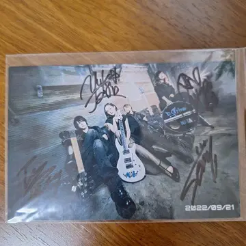 d_drive 친필 사인 엽서 CD 구매 혜택