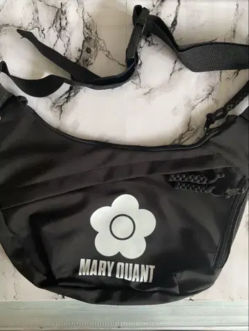 MARY QUANT 블랙 숄더백