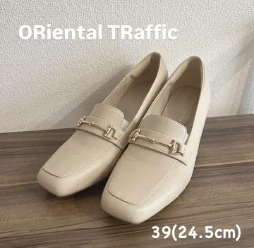 오리엔탈 트래픽 비트 모티브 베이지 로퍼 (24.5cm)