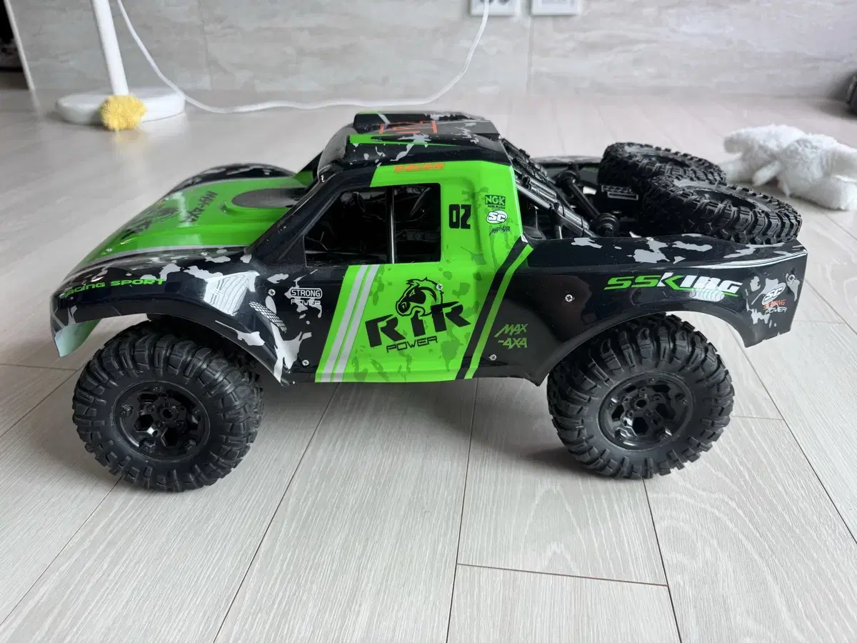 Off-road RC Car