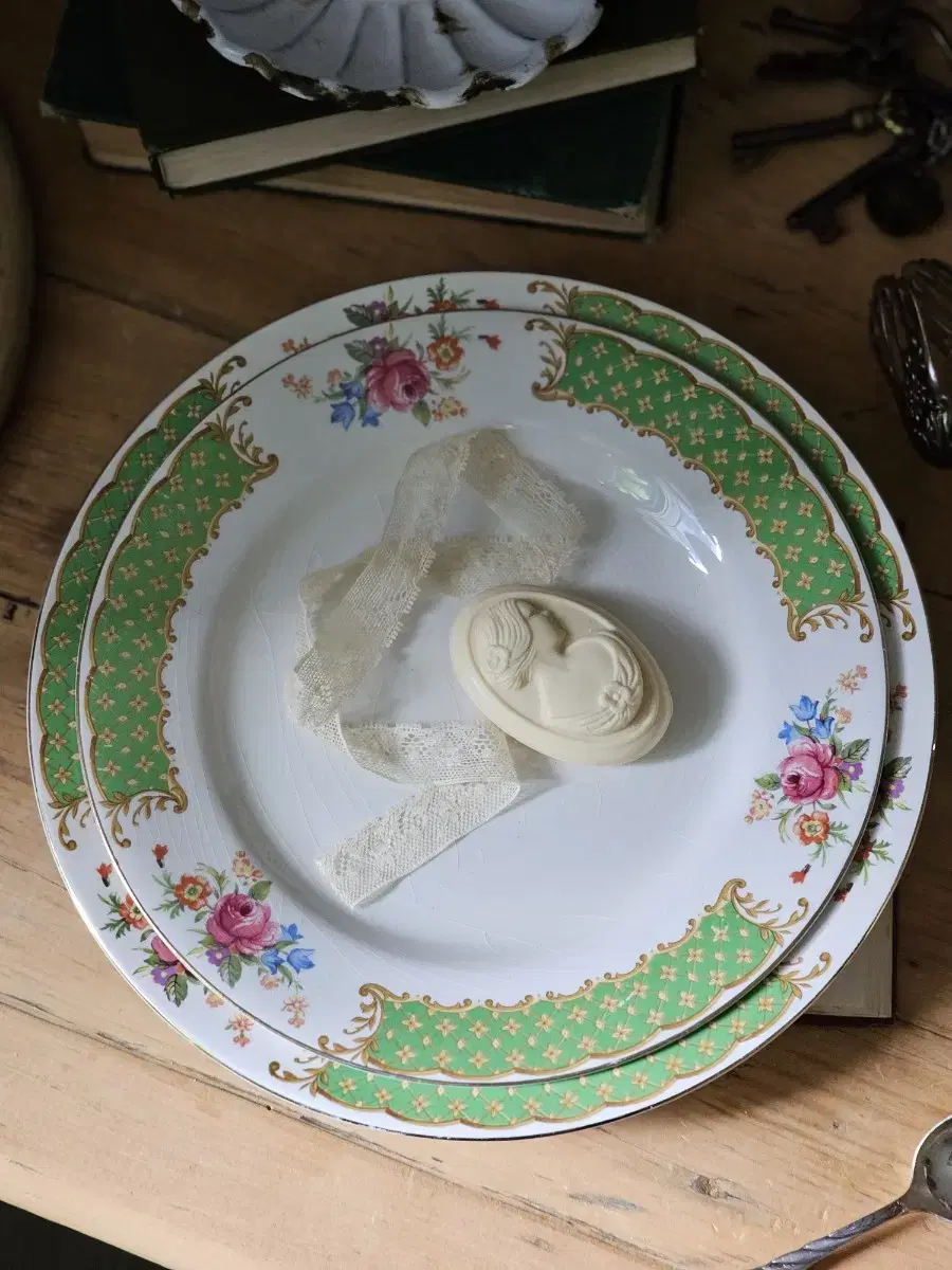 영국 빈티지 접시 2개