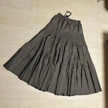 un dix cors 티어드 플리츠 롱 스커트