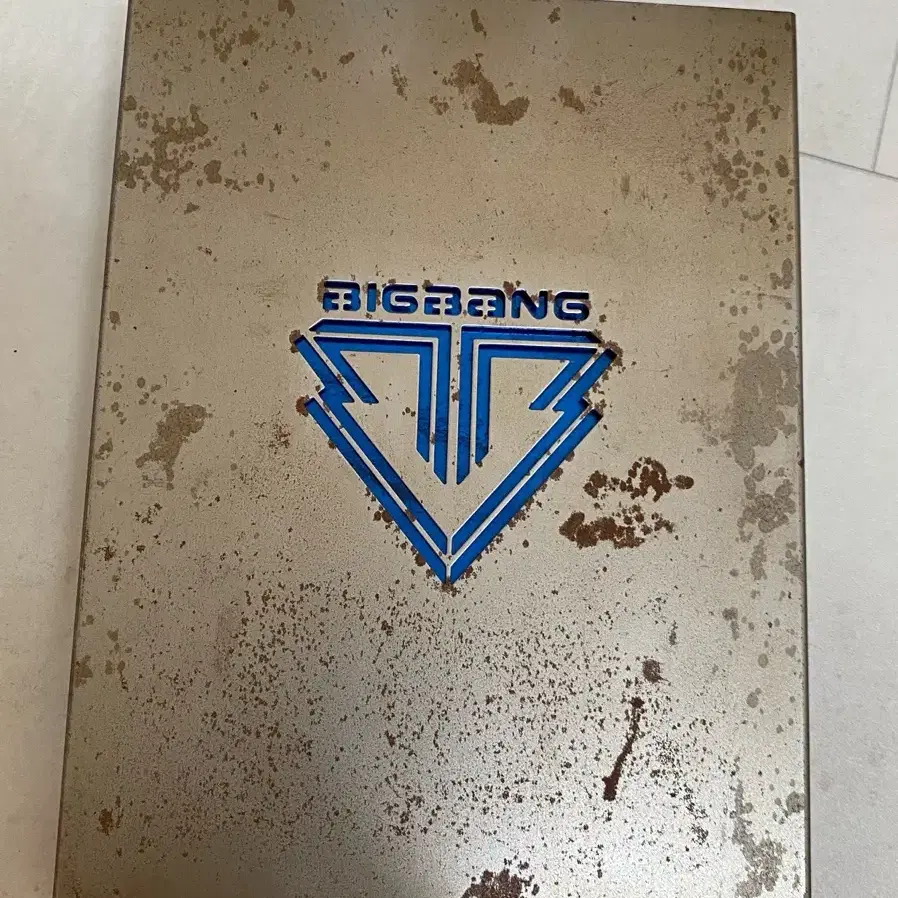 BIGBANG Alive album on Bunjang Global Site.