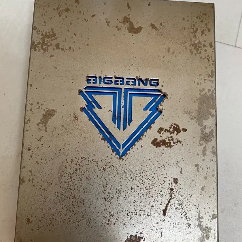 BIGBANG | 빅뱅 BIGBANG Alive album on Bunjang Global Site.