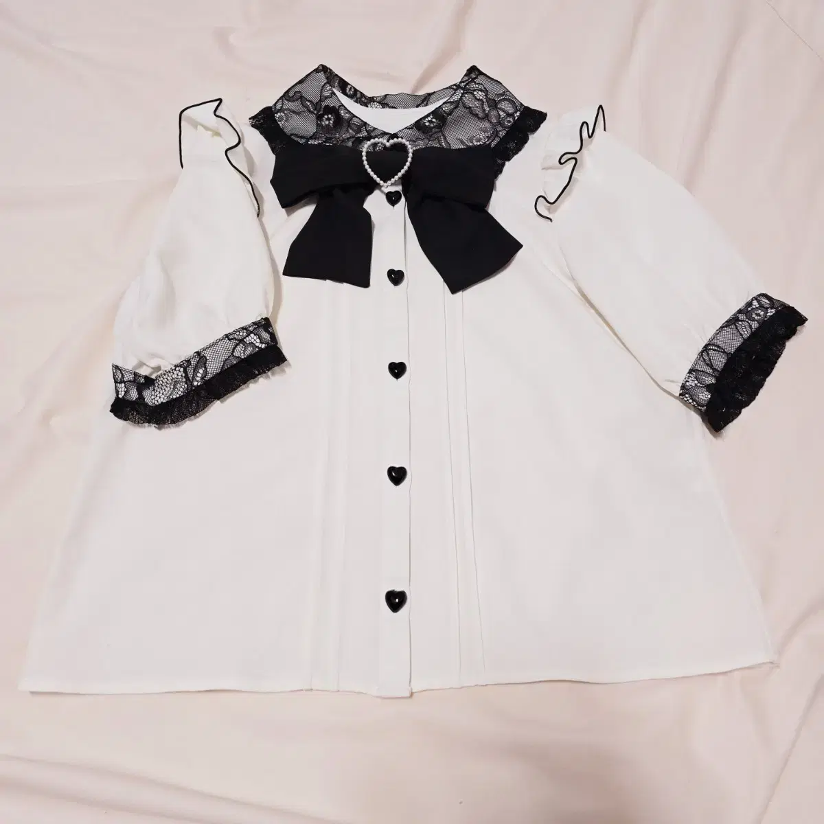 Genuine Dimaluv vahn-sleeve blouse