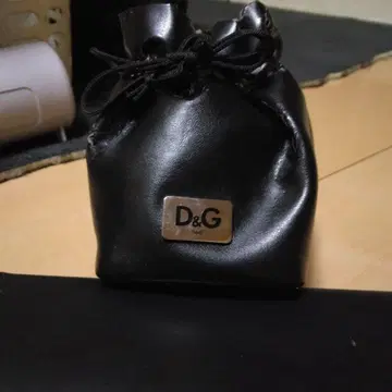 D&G 손목시계 블랙 사용 설명서 포함