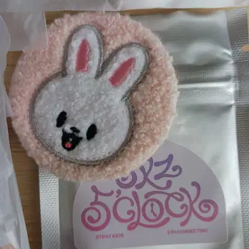 Lee 비트 skzoo boucle 배지 리노 배지 5Clock