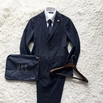 <>LARDINI easy wear 네이비 울 수트 사이즈 44