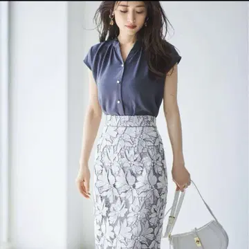 아푸와이저 리셰 세탁 가능한 2way 펄 버튼 블라우스 차콜 그레이
