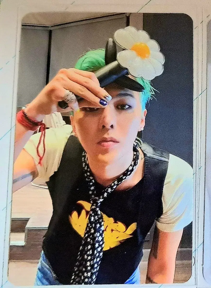 G-Dragon BIGBANG GD Kwon Ji-yong Daisy Lightstick Poca wts