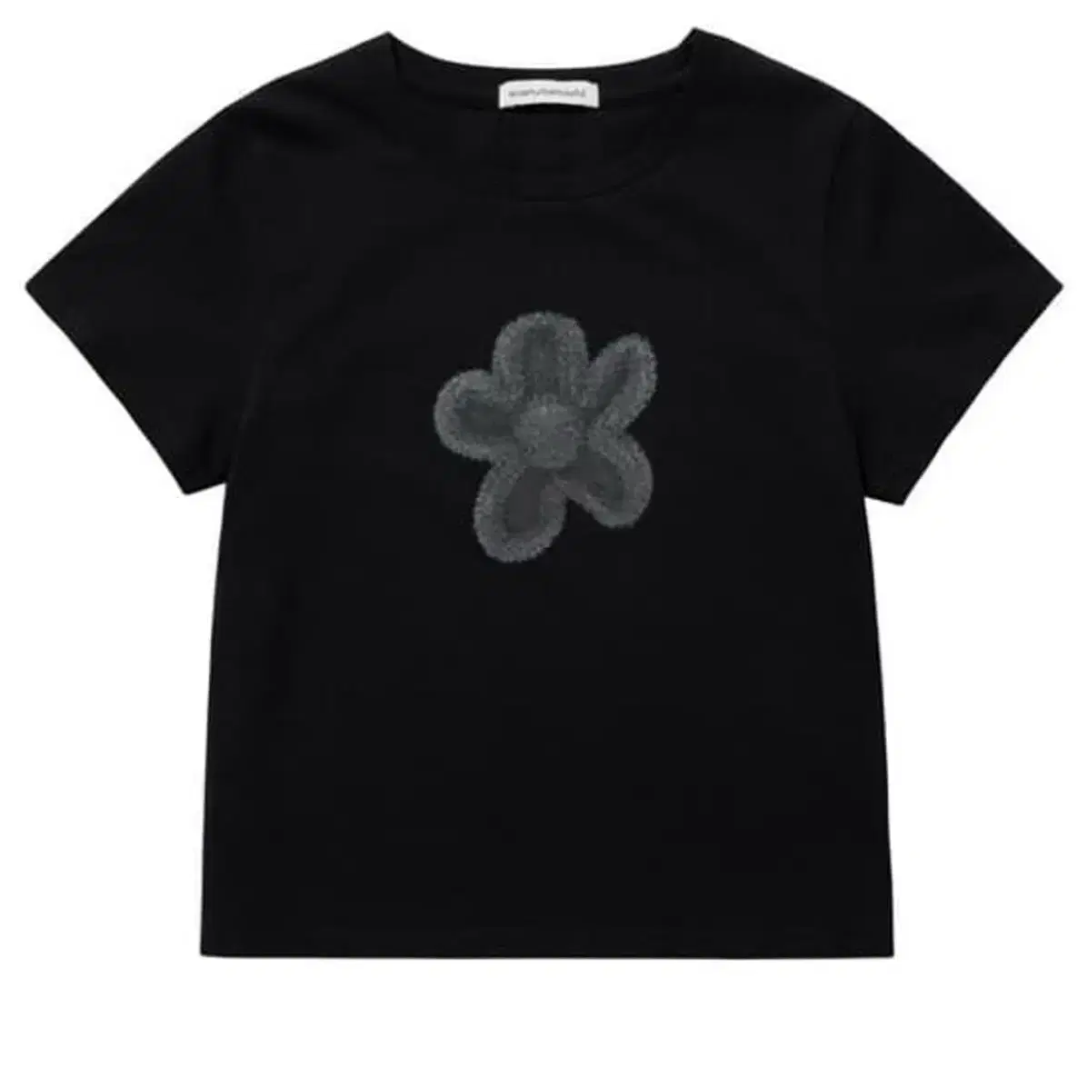 Quick Sale Today Only)) koisei sei Prong Snap Mini Logo Tee