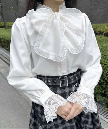 로지타 리본 시어 블라우스