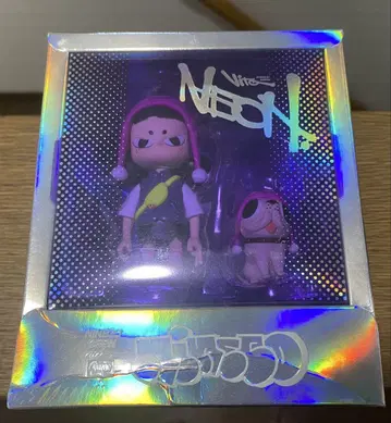 POPMART VITA NEON 한정판?