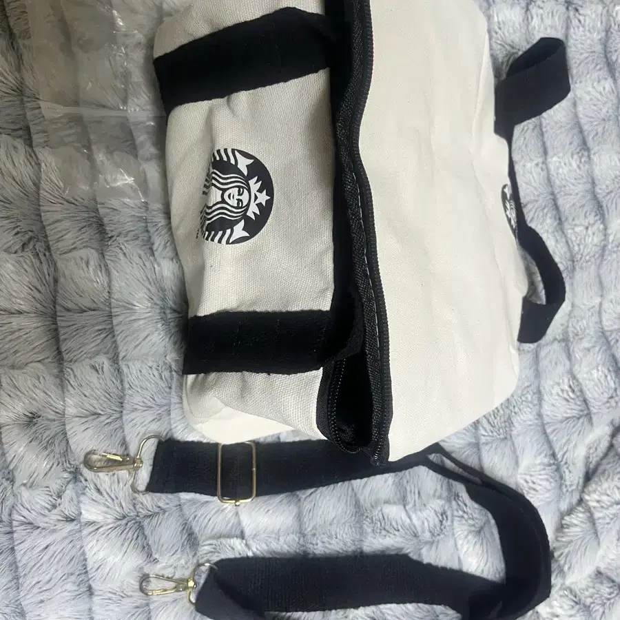 STARBUCKS | 스타벅스 Starbucks Autumn One-Handle Bucket Bag