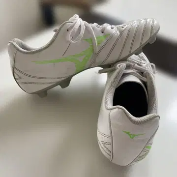 Mizuno 축구화 화이트/그린