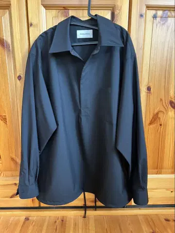 MARKAWARE 블랙 긴팔 셔츠