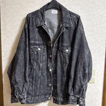 LOWRYS FARM 블랙 데님 자켓