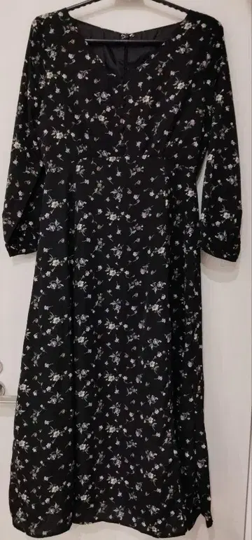 GRL 꽃무늬 긴팔 A 라인 원피스