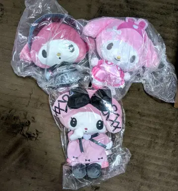 산리오 마이멜로디 봉제 인형 묶음 판매