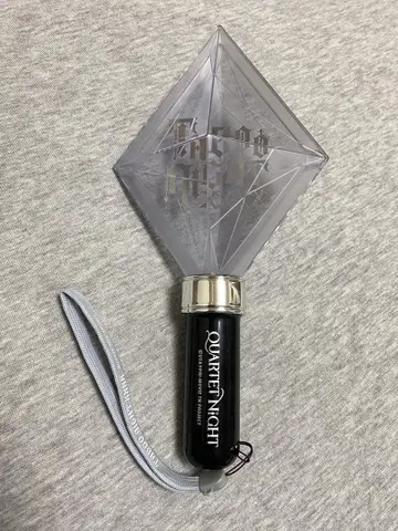 우타프리 카루나이 탭나이 응원봉