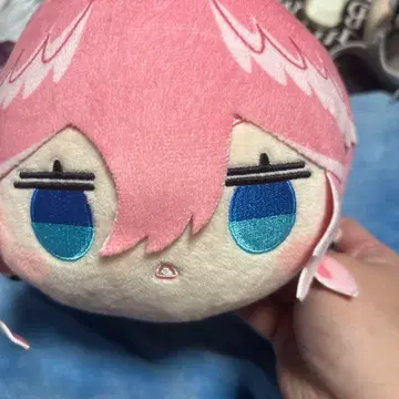 타카미네 루이 누워 있는 봉제 인형