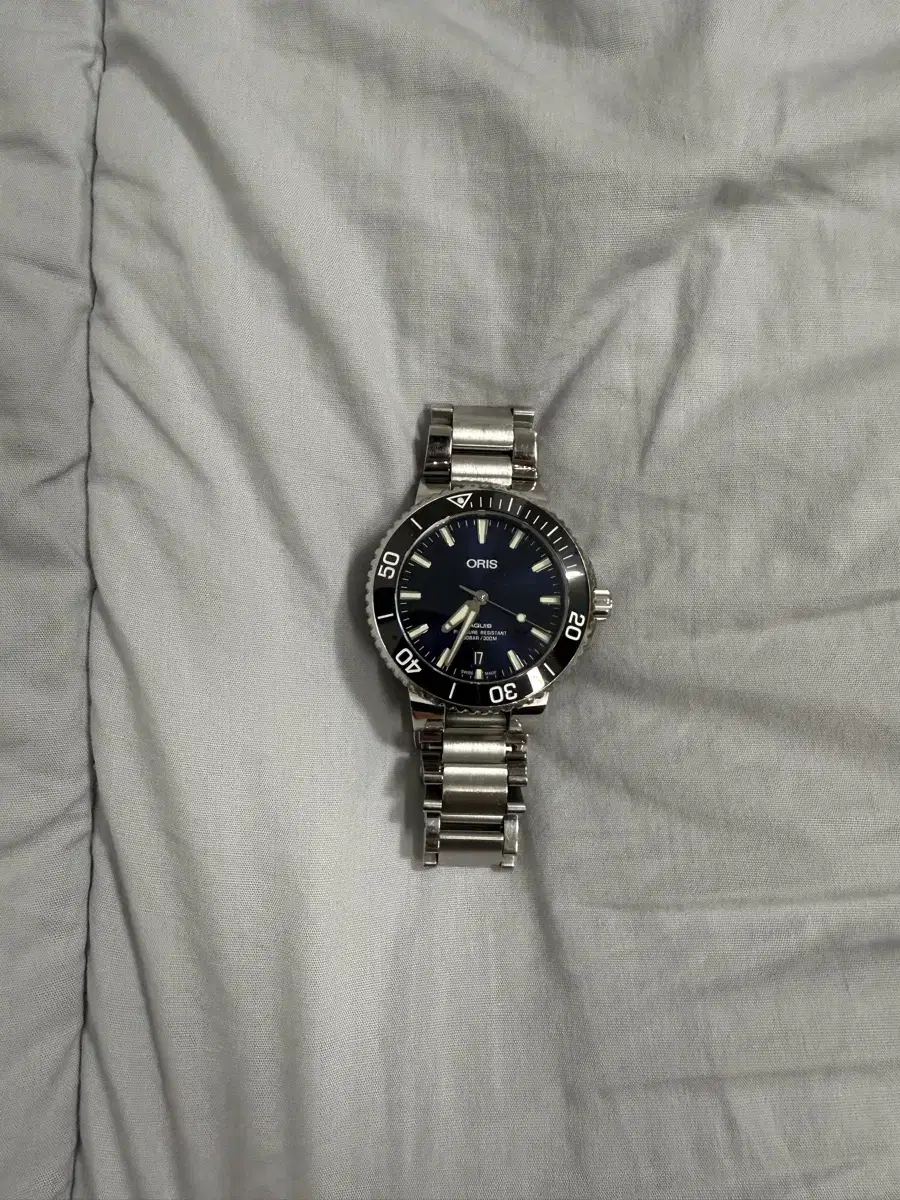 Oris Aquis Deep Blue 39.5mm