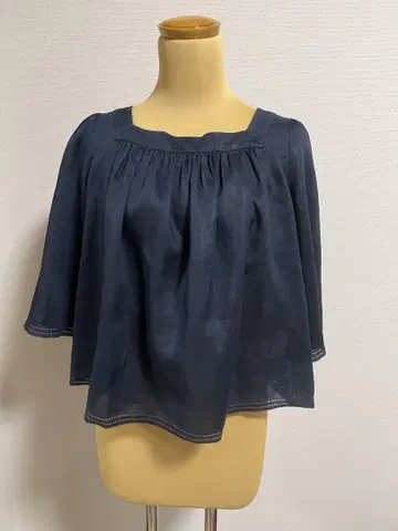 UNITED ARROWS 다크 블루 린넨 풀오버