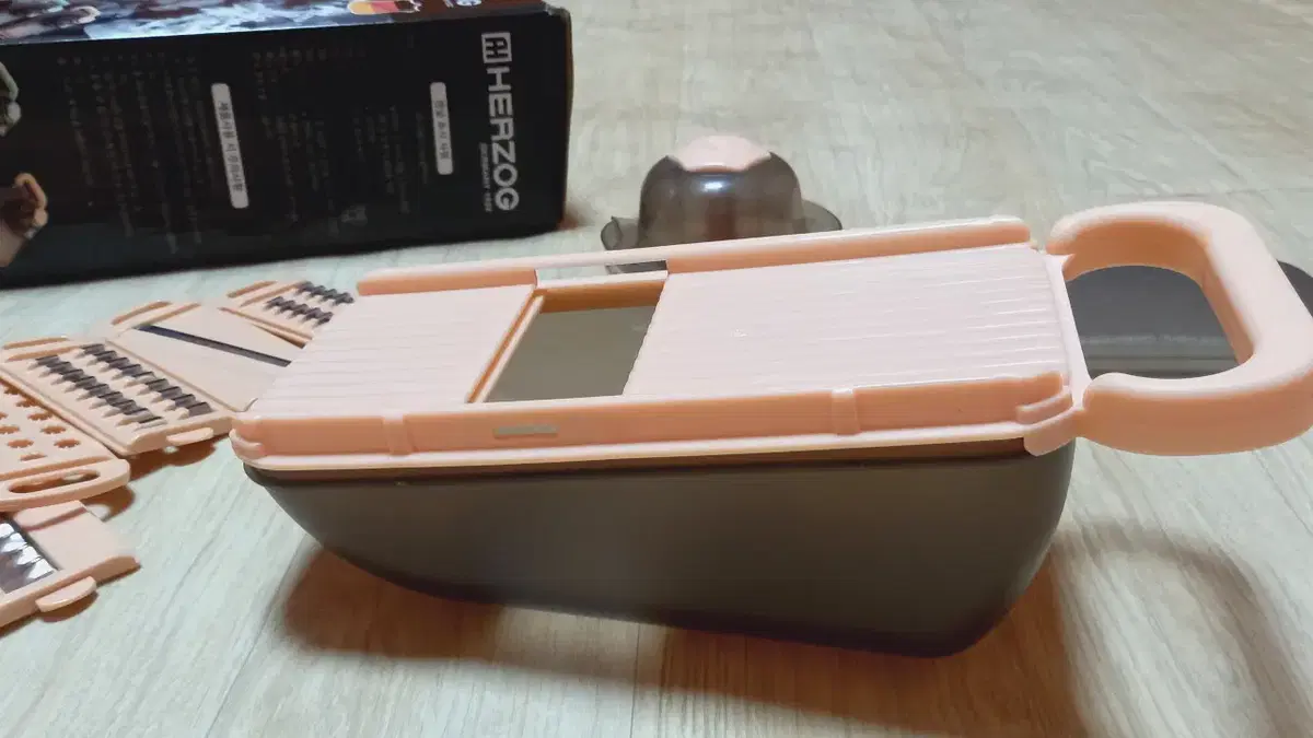 Versatile Mandoline Slicer Set (Germany Herzog)