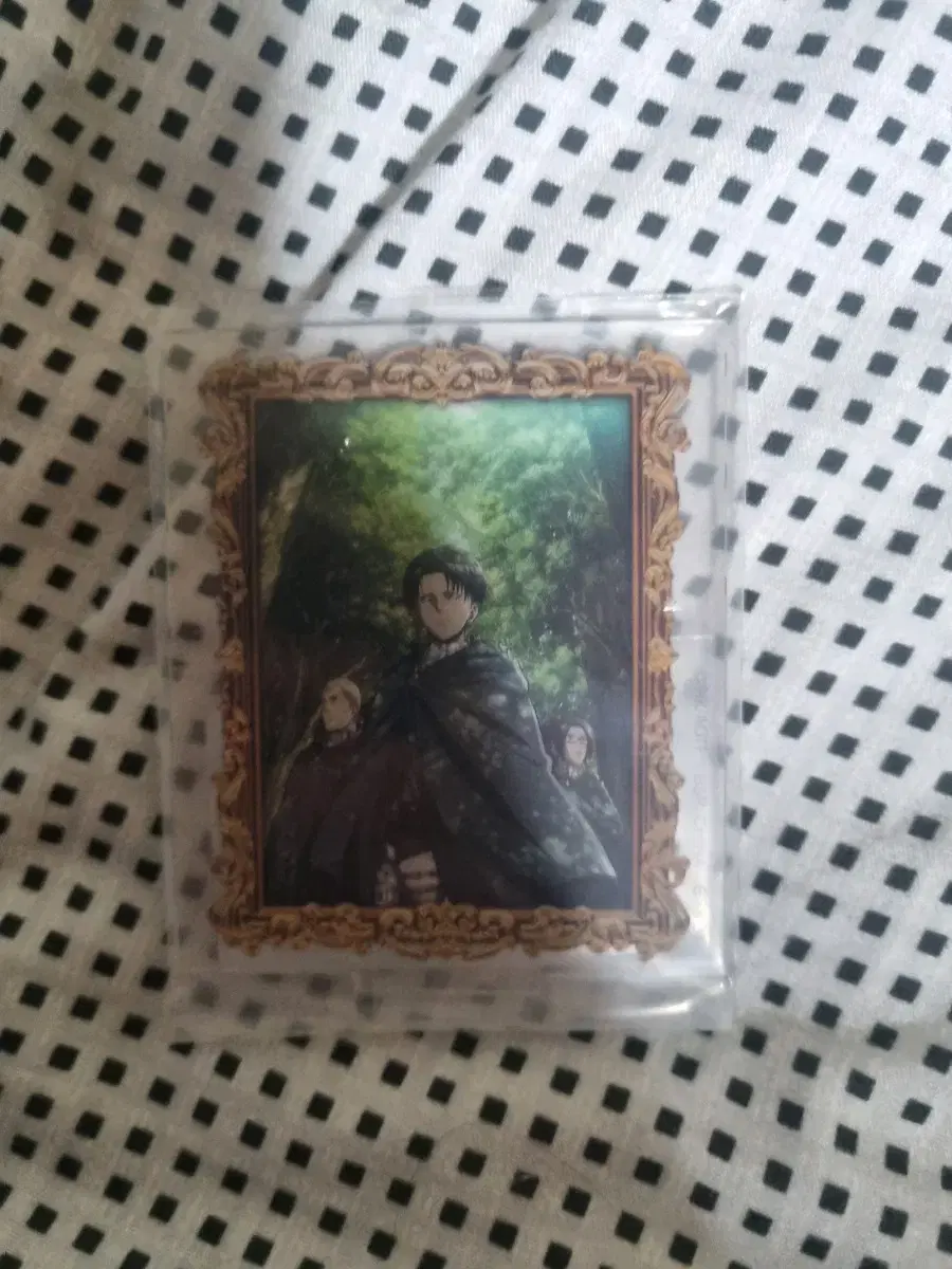 Attack On Titan Ichiban Kuji Acrylic Erwin, Levi, Hanji (sealed)