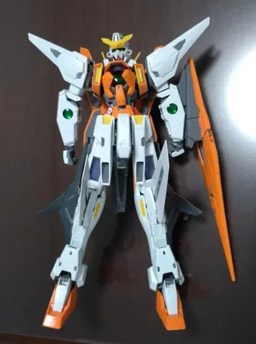 MG 1/100 건담 큐리오스 패치 조립 완성품 정크