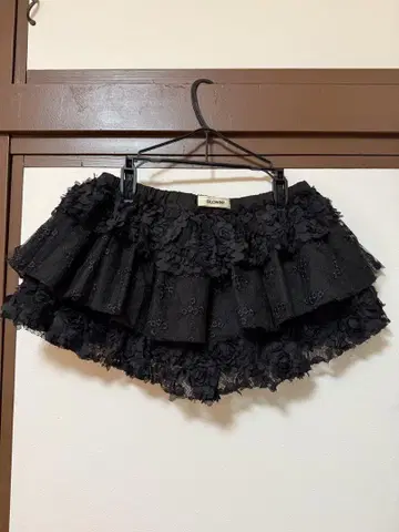 여자친구 레이스 러플 미니 스커트