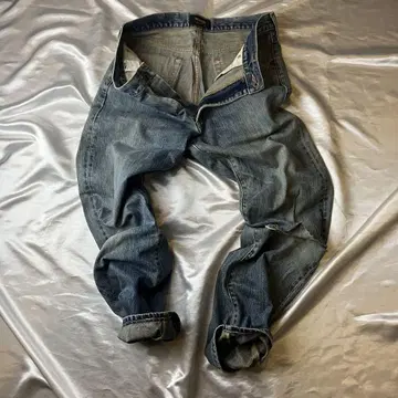 Wrangler 데미지 데님 32인치