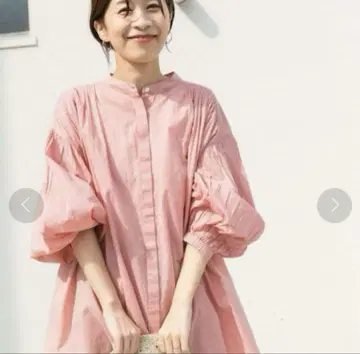 어반 리서치 도어즈 코튼 보일 개더 블라우스 핑크