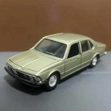 GAMA 미니카 BMW733i