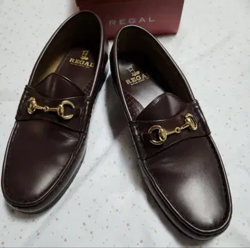 REGAL 브라운 비트 로퍼