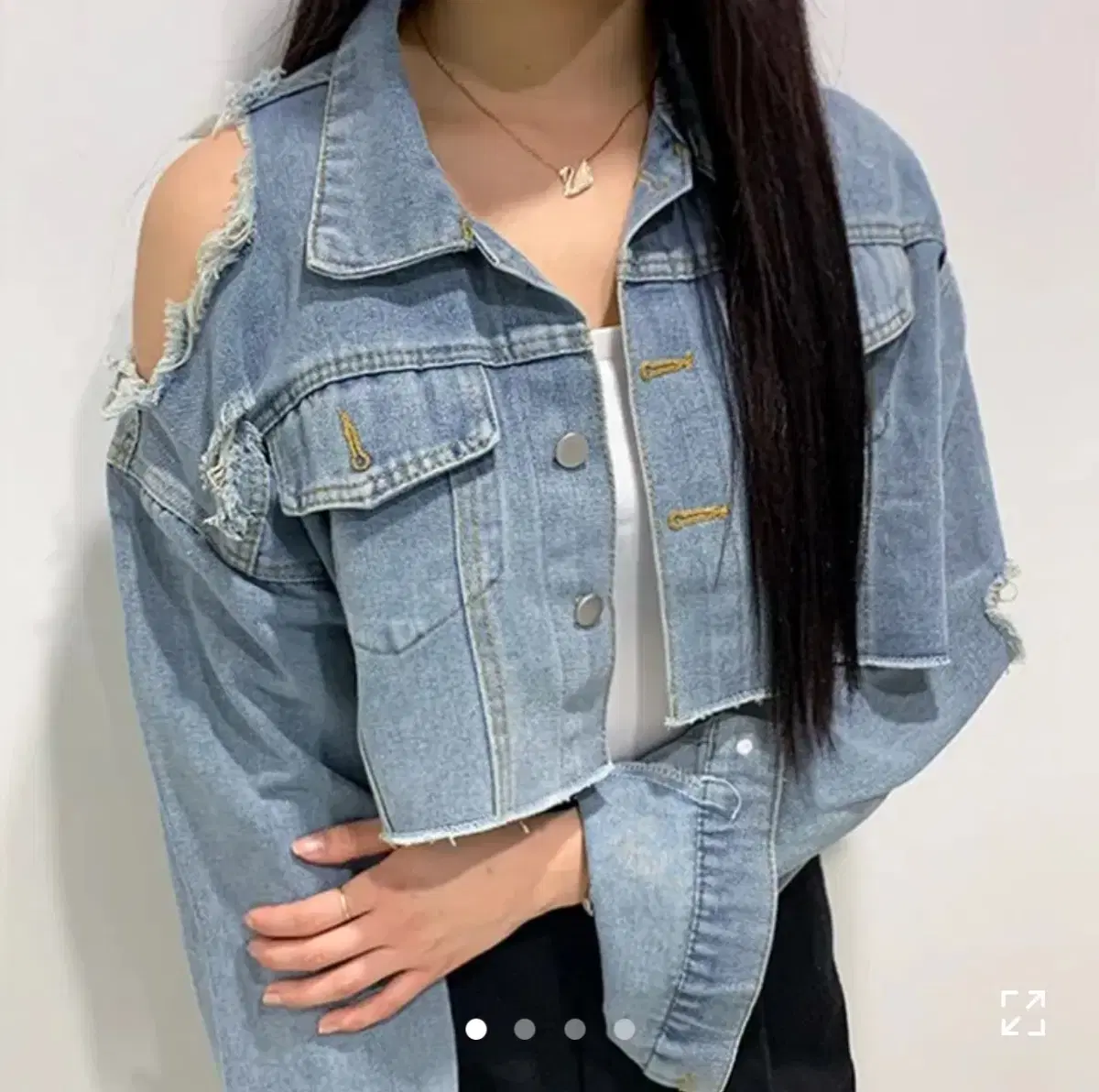 Rraum 크롭 어깨 트임 청자켓 데님자켓