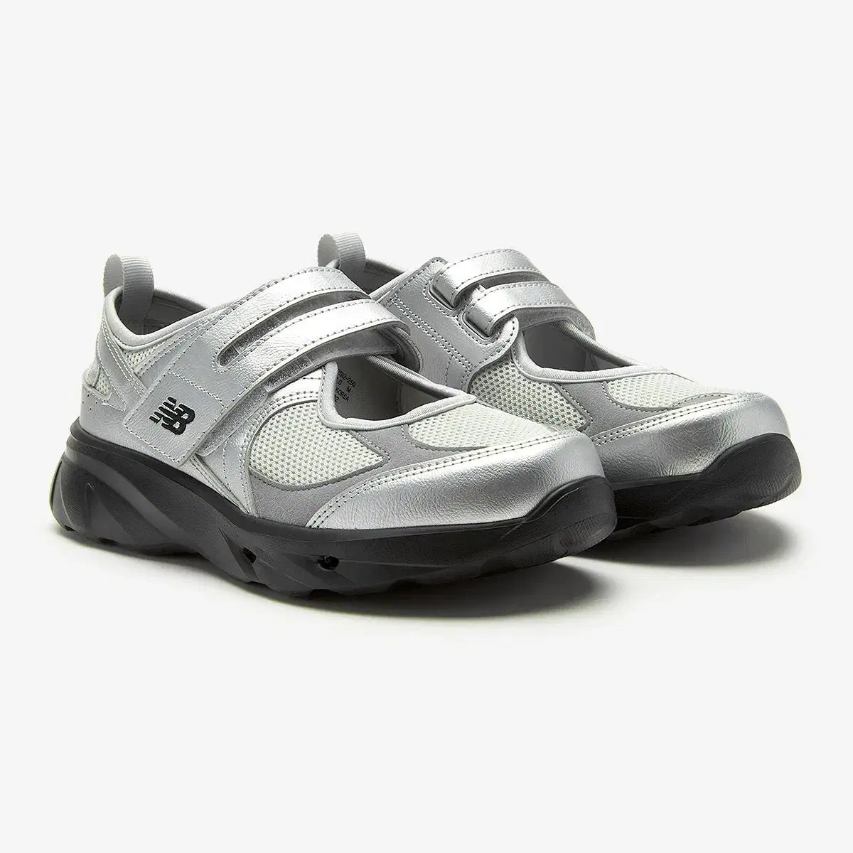 NEW BALANCE | 뉴발란스 New (size 250) New Balance Breeze