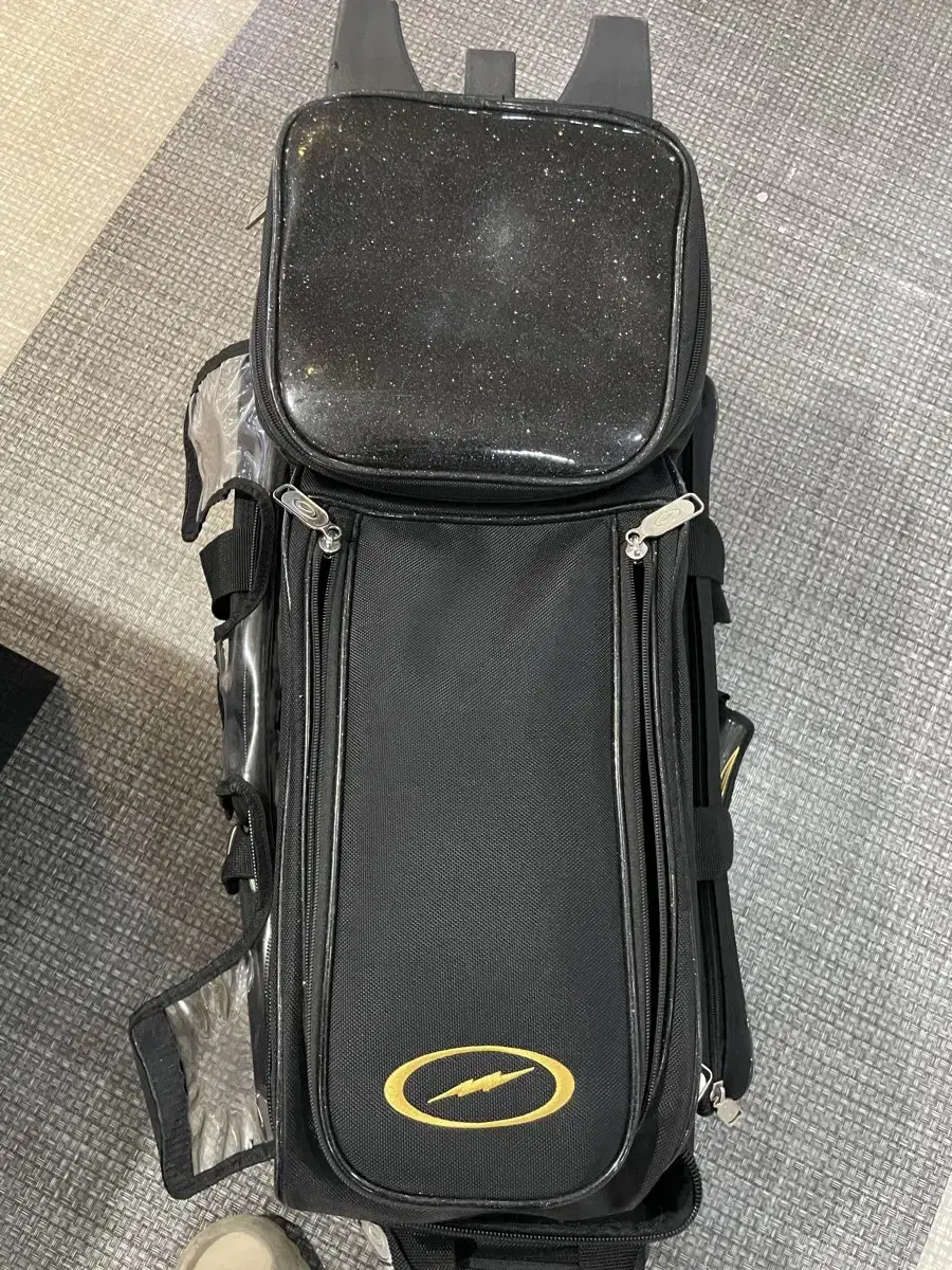 Storm Deluxe 4-Ball Bag
