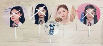 twice 부채, 캔뱃지