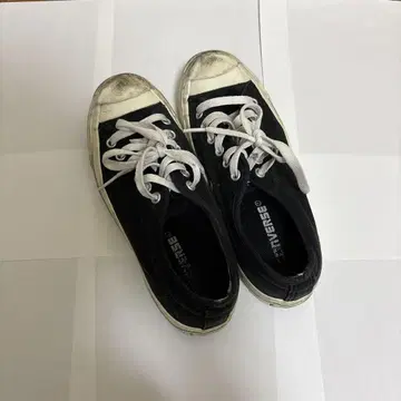 블랙 CONVERSE 로우 컷 스니커즈