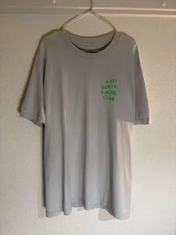 ANTI SOCIAL SOCIAL CLUB 반팔 티셔츠 그레이