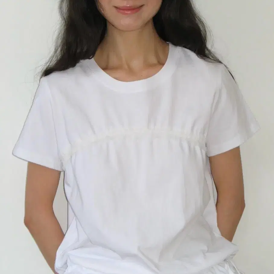 ★RONRON ★FRILL SHIRRING SHORT SLEEVE T SHIRT RONRON FRILL SHIRRING SHORT SLEEVE T SHIRT WHITE – SeoulSeoul